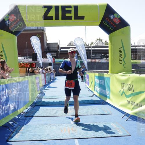 09.08.2026 - GEWOBA Citytriathlon Bremen Yannick Fuchs http://msf.ph/oto/9941781 09.08.2026 14:02:33 Ziel 629 meine-sportfotos.de