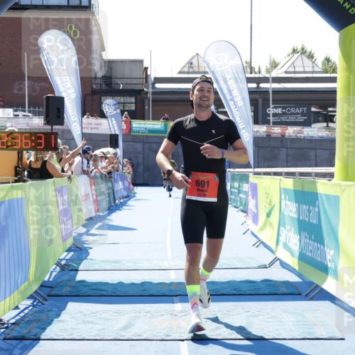 09.08.2026 - GEWOBA Citytriathlon Bremen Yannick Fuchs http://msf.ph/oto/9941804 09.08.2026 14:02:54 Ziel 569, 691 meine-sportfotos.de