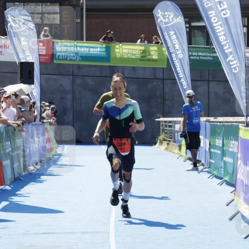 09.08.2026 - GEWOBA Citytriathlon Bremen Yannick Fuchs http://msf.ph/oto/9941809 09.08.2026 14:02:58 Ziel 569, 612 meine-sportfotos.de