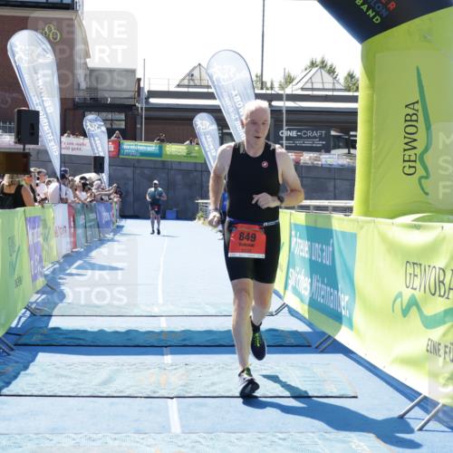 09.08.2026 - GEWOBA Citytriathlon Bremen Yannick Fuchs http://msf.ph/oto/9941826 09.08.2026 14:03:06 Ziel 651, 849 meine-sportfotos.de