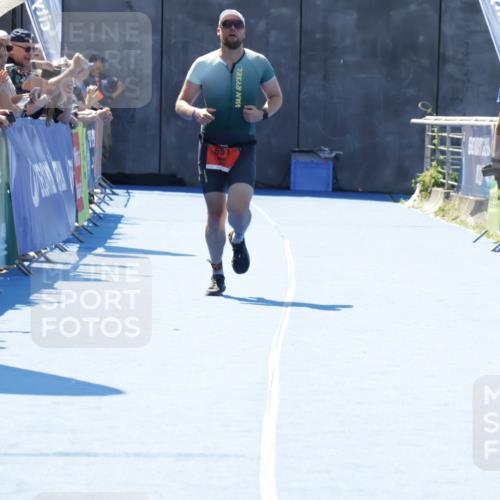 09.08.2026 - GEWOBA Citytriathlon Bremen Yannick Fuchs http://msf.ph/oto/9941829 09.08.2026 14:03:08 Ziel 651, 849 meine-sportfotos.de