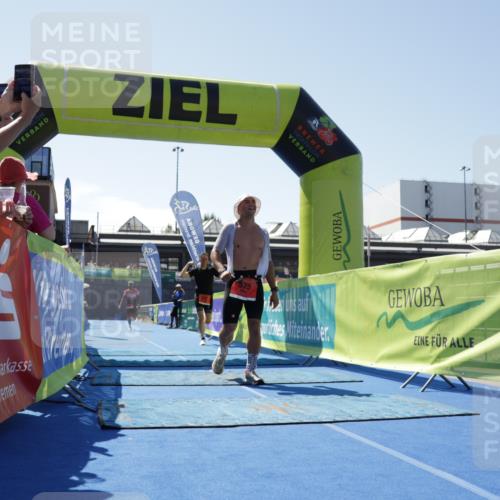 09.08.2026 - GEWOBA Citytriathlon Bremen Yannick Fuchs http://msf.ph/oto/9941846 09.08.2026 14:04:39 Ziel 575, 746, 831 meine-sportfotos.de