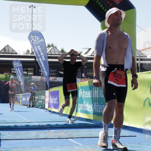 09.08.2026 - GEWOBA Citytriathlon Bremen Yannick Fuchs http://msf.ph/oto/9941850 09.08.2026 14:04:40 Ziel 575, 746, 831 meine-sportfotos.de