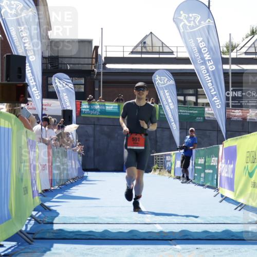 09.08.2026 - GEWOBA Citytriathlon Bremen Yannick Fuchs http://msf.ph/oto/9941905 09.08.2026 14:06:31 Ziel 551 meine-sportfotos.de