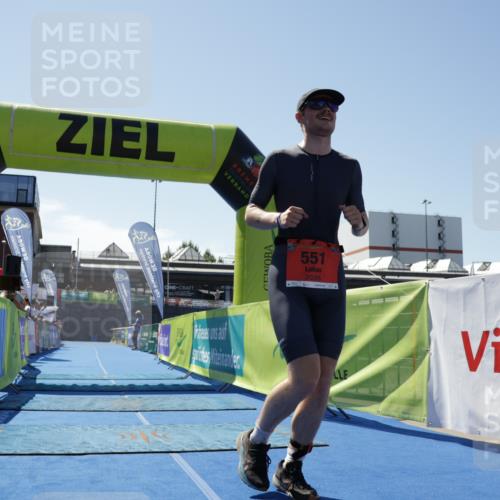 09.08.2026 - GEWOBA Citytriathlon Bremen Yannick Fuchs http://msf.ph/oto/9941910 09.08.2026 14:06:34 Ziel 551 meine-sportfotos.de