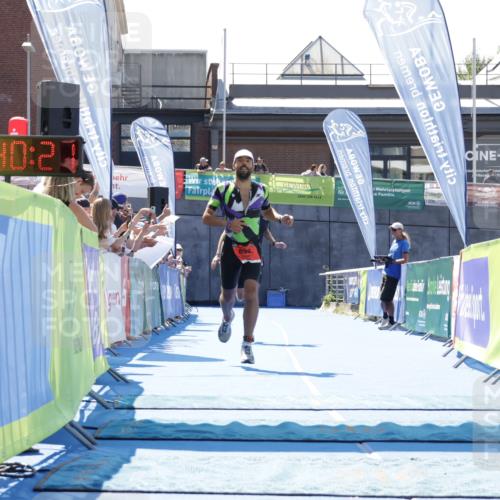 09.08.2026 - GEWOBA Citytriathlon Bremen Yannick Fuchs http://msf.ph/oto/9941921 09.08.2026 14:06:44 Ziel 632, 697 meine-sportfotos.de