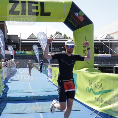 09.08.2026 - GEWOBA Citytriathlon Bremen Yannick Fuchs http://msf.ph/oto/9941940 09.08.2026 14:07:13 Ziel 633, 883 meine-sportfotos.de
