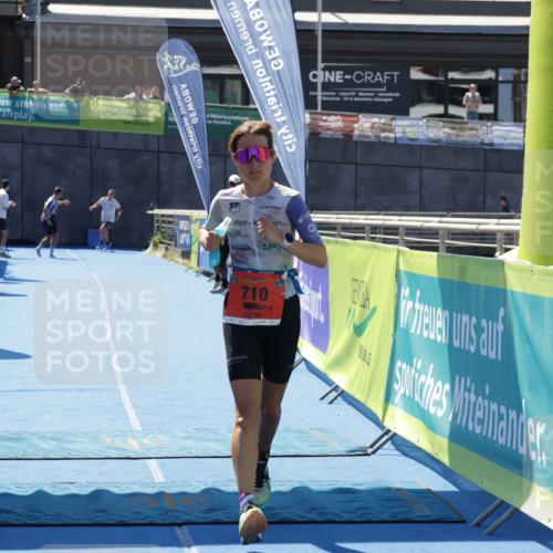 09.08.2026 - GEWOBA Citytriathlon Bremen Yannick Fuchs http://msf.ph/oto/9941948 09.08.2026 14:07:30 Ziel 710 meine-sportfotos.de