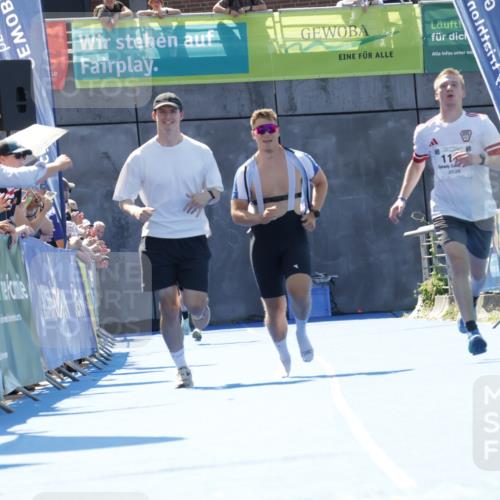09.08.2026 - GEWOBA Citytriathlon Bremen Yannick Fuchs http://msf.ph/oto/9941952 09.08.2026 14:07:36 Ziel 1119 meine-sportfotos.de