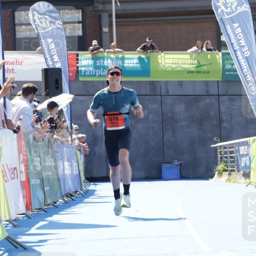 09.08.2026 - GEWOBA Citytriathlon Bremen Yannick Fuchs http://msf.ph/oto/9941970 09.08.2026 14:07:42 Ziel 676, 1119 meine-sportfotos.de