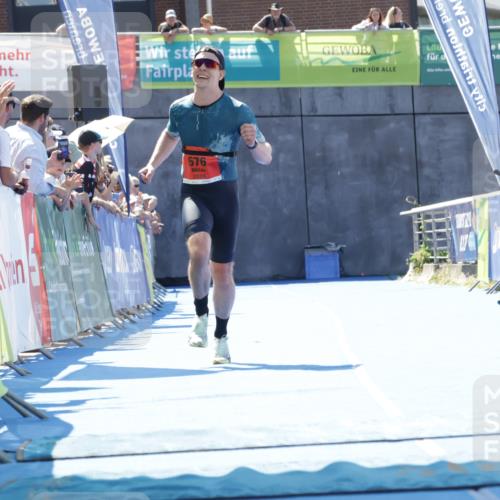 09.08.2026 - GEWOBA Citytriathlon Bremen Yannick Fuchs http://msf.ph/oto/9941972 09.08.2026 14:07:43 Ziel 676, 1119 meine-sportfotos.de