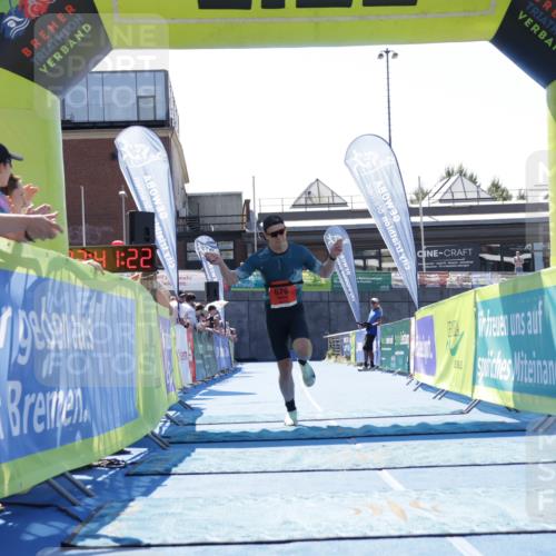 09.08.2026 - GEWOBA Citytriathlon Bremen Yannick Fuchs http://msf.ph/oto/9941977 09.08.2026 14:07:45 Ziel 676 meine-sportfotos.de