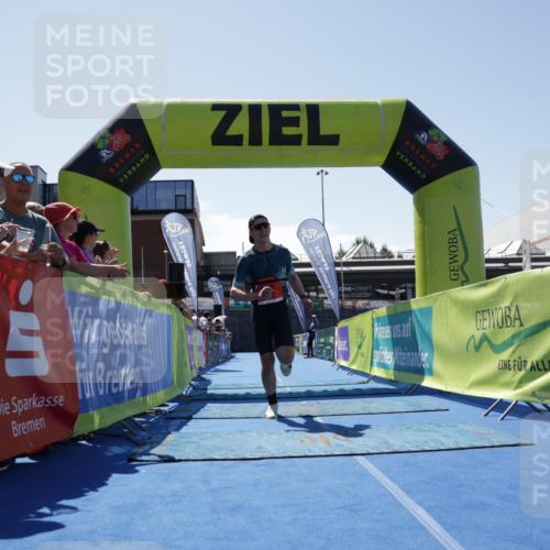 09.08.2026 - GEWOBA Citytriathlon Bremen Yannick Fuchs http://msf.ph/oto/9941979 09.08.2026 14:07:45 Ziel 676 meine-sportfotos.de