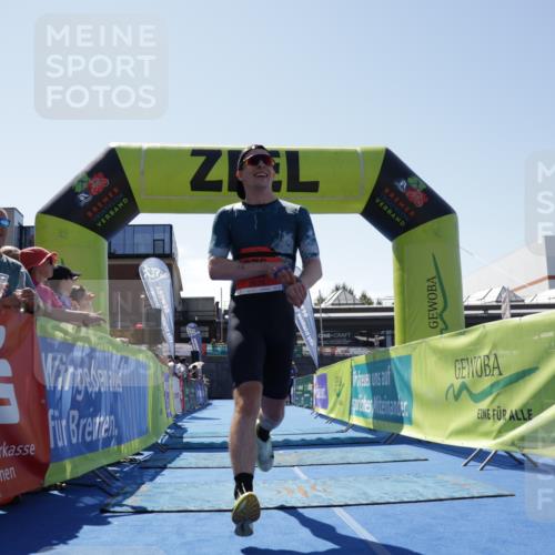 09.08.2026 - GEWOBA Citytriathlon Bremen Yannick Fuchs http://msf.ph/oto/9941983 09.08.2026 14:07:46 Ziel 676 meine-sportfotos.de
