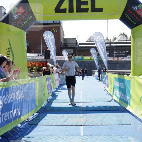 09.08.2026 - GEWOBA Citytriathlon Bremen Yannick Fuchs http://msf.ph/oto/9942020 09.08.2026 14:08:43 Ziel 662 meine-sportfotos.de