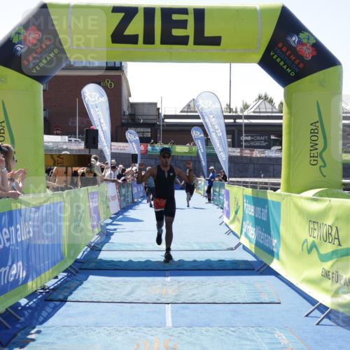 09.08.2026 - GEWOBA Citytriathlon Bremen Yannick Fuchs http://msf.ph/oto/9942032 09.08.2026 14:08:49 Ziel 677, 924, 1137 meine-sportfotos.de