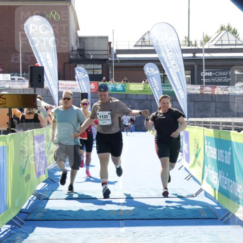 09.08.2026 - GEWOBA Citytriathlon Bremen Yannick Fuchs http://msf.ph/oto/9942040 09.08.2026 14:08:52 Ziel 677, 924, 1137 meine-sportfotos.de