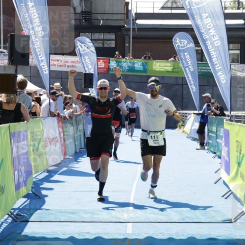 09.08.2026 - GEWOBA Citytriathlon Bremen Yannick Fuchs http://msf.ph/oto/9942059 09.08.2026 14:09:01 Ziel 647, 1111 meine-sportfotos.de