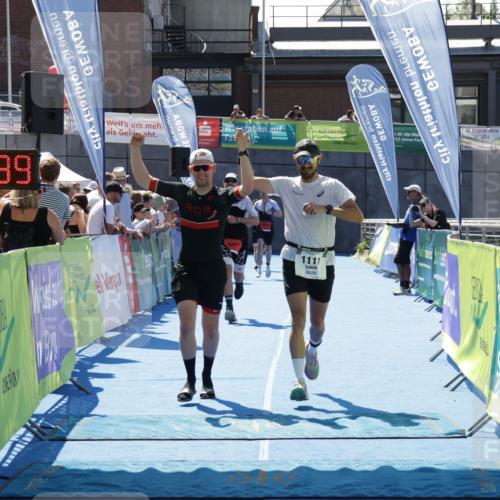 09.08.2026 - GEWOBA Citytriathlon Bremen Yannick Fuchs http://msf.ph/oto/9942060 09.08.2026 14:09:01 Ziel 647, 1111 meine-sportfotos.de