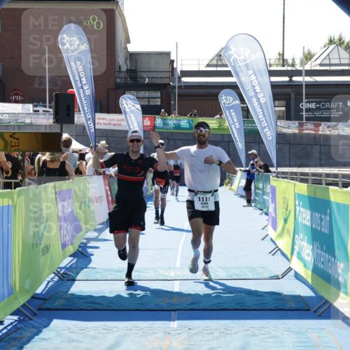 09.08.2026 - GEWOBA Citytriathlon Bremen Yannick Fuchs http://msf.ph/oto/9942062 09.08.2026 14:09:02 Ziel 647, 1111 meine-sportfotos.de