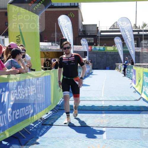 09.08.2026 - GEWOBA Citytriathlon Bremen Yannick Fuchs http://msf.ph/oto/9942082 09.08.2026 14:09:14 Ziel 643 meine-sportfotos.de