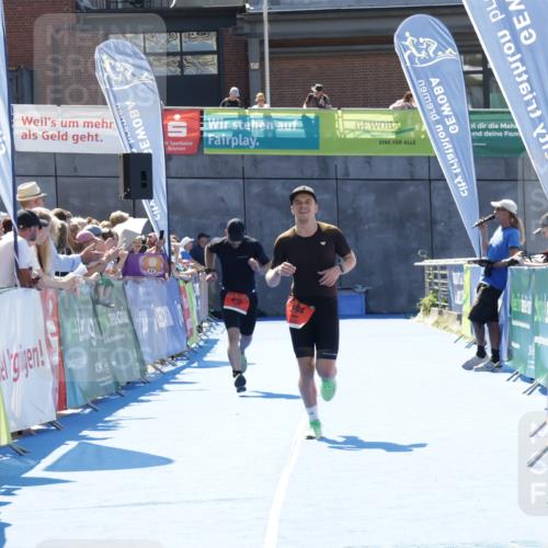 09.08.2026 - GEWOBA Citytriathlon Bremen Yannick Fuchs http://msf.ph/oto/9942089 09.08.2026 14:09:33 Ziel 594, 635 meine-sportfotos.de
