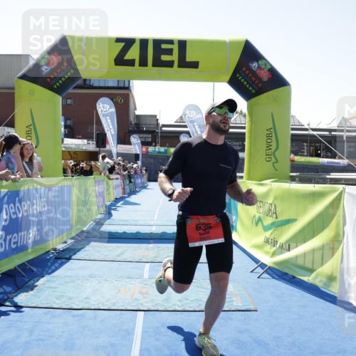 09.08.2026 - GEWOBA Citytriathlon Bremen Yannick Fuchs http://msf.ph/oto/9942101 09.08.2026 14:09:39 Ziel 594, 635 meine-sportfotos.de