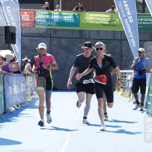 09.08.2026 - GEWOBA Citytriathlon Bremen Yannick Fuchs http://msf.ph/oto/9942115 09.08.2026 14:09:54 Ziel 747, 791, 898, 982, 1129 meine-sportfotos.de