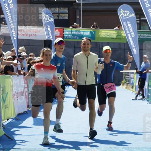 09.08.2026 - GEWOBA Citytriathlon Bremen Yannick Fuchs http://msf.ph/oto/9942157 09.08.2026 14:10:41 Ziel 707, 1011, 1011, 1147 meine-sportfotos.de