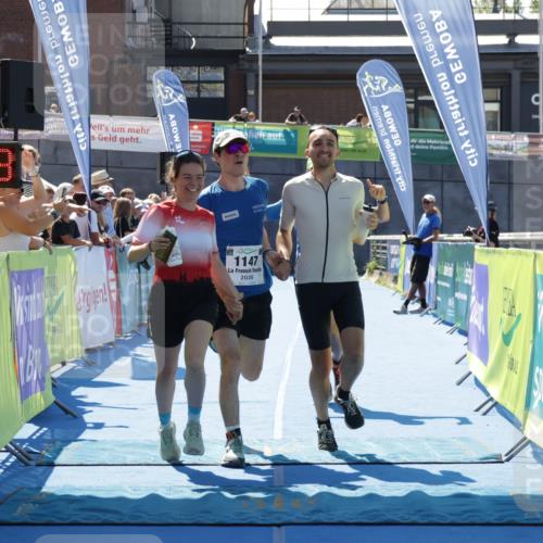 09.08.2026 - GEWOBA Citytriathlon Bremen Yannick Fuchs http://msf.ph/oto/9942160 09.08.2026 14:10:41 Ziel 707, 1011, 1011, 1147 meine-sportfotos.de