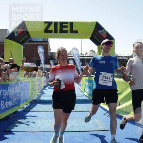 09.08.2026 - GEWOBA Citytriathlon Bremen Yannick Fuchs http://msf.ph/oto/9942169 09.08.2026 14:10:43 Ziel 707, 1011, 1011, 1147 meine-sportfotos.de