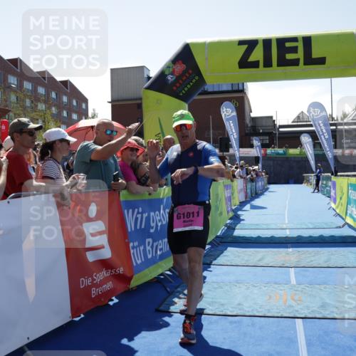 09.08.2026 - GEWOBA Citytriathlon Bremen Yannick Fuchs http://msf.ph/oto/9942177 09.08.2026 14:10:47 Ziel 1011, 1011 meine-sportfotos.de