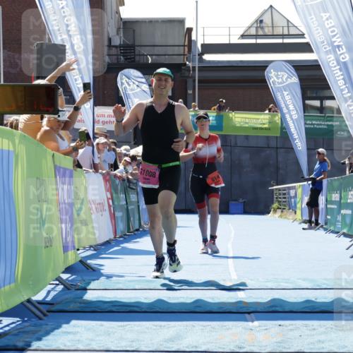09.08.2026 - GEWOBA Citytriathlon Bremen Yannick Fuchs http://msf.ph/oto/9942202 09.08.2026 14:11:35 Ziel 914, 1008, 1008 meine-sportfotos.de