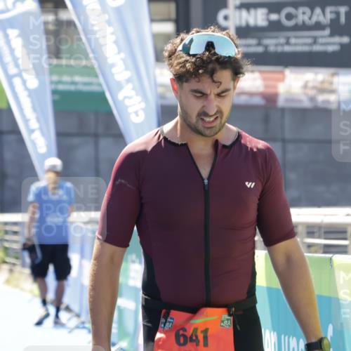 09.08.2026 - GEWOBA Citytriathlon Bremen Yannick Fuchs http://msf.ph/oto/9942235 09.08.2026 14:12:18 Ziel 545, 641 meine-sportfotos.de