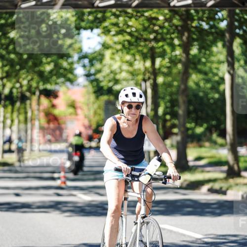 09.08.2026 - GEWOBA Citytriathlon Bremen Michael Burmester http://msf.ph/oto/9942240 09.08.2026 14:25:27 Radfahren 181, 187, 333, 359, 491, 492, 518 meine-sportfotos.de