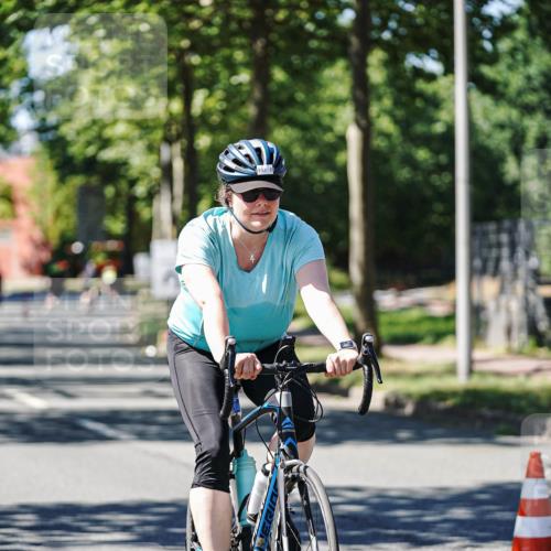 09.08.2026 - GEWOBA Citytriathlon Bremen Michael Burmester http://msf.ph/oto/9942245 09.08.2026 14:25:35 Radfahren 140, 333, 445 meine-sportfotos.de