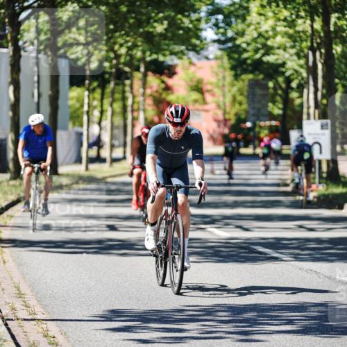09.08.2026 - GEWOBA Citytriathlon Bremen Michael Burmester http://msf.ph/oto/9942246 09.08.2026 14:25:42 Radfahren 140, 184, 445, 464 meine-sportfotos.de