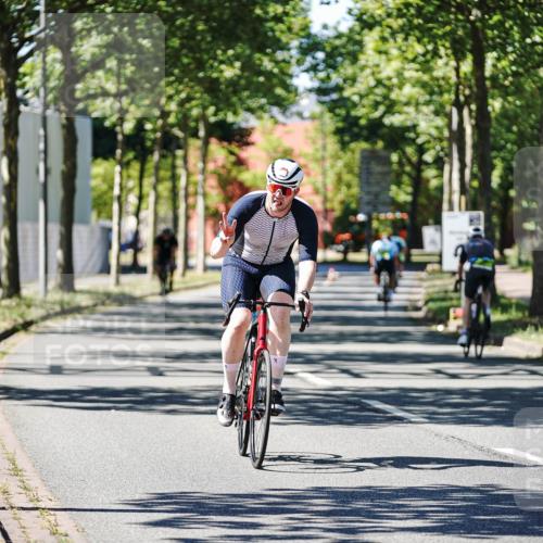 09.08.2026 - GEWOBA Citytriathlon Bremen Michael Burmester http://msf.ph/oto/9942264 09.08.2026 14:25:53 Radfahren 78, 140, 184, 185, 189, 387, 445, 464, 474 meine-sportfotos.de