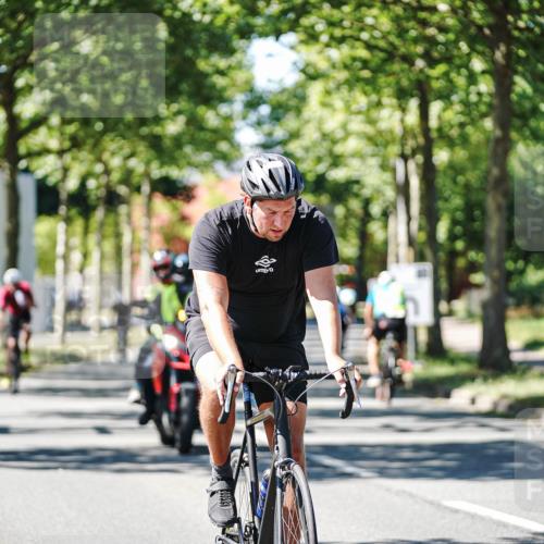 09.08.2026 - GEWOBA Citytriathlon Bremen Michael Burmester http://msf.ph/oto/9942271 09.08.2026 14:26:00 Radfahren 78, 185, 189, 387, 392, 406, 474, 476 meine-sportfotos.de