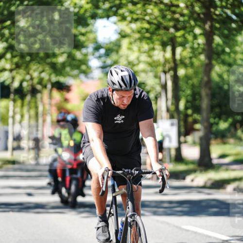 09.08.2026 - GEWOBA Citytriathlon Bremen Michael Burmester http://msf.ph/oto/9942272 09.08.2026 14:26:00 Radfahren 78, 185, 189, 387, 392, 406, 474, 476 meine-sportfotos.de