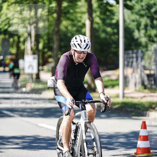 09.08.2026 - GEWOBA Citytriathlon Bremen Michael Burmester http://msf.ph/oto/9942280 09.08.2026 14:26:06 Radfahren 185, 189, 366, 387, 392, 406, 459, 474, 476, 506 meine-sportfotos.de