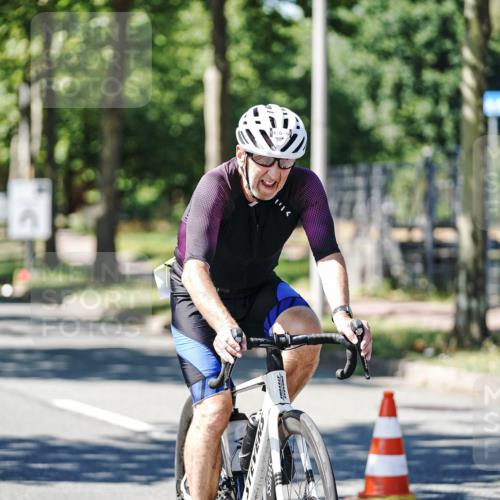 09.08.2026 - GEWOBA Citytriathlon Bremen Michael Burmester http://msf.ph/oto/9942281 09.08.2026 14:26:06 Radfahren 185, 189, 366, 387, 392, 406, 459, 474, 476, 506 meine-sportfotos.de