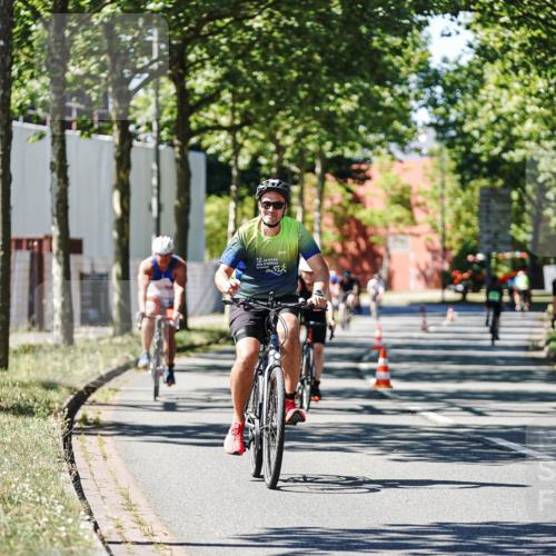 09.08.2026 - GEWOBA Citytriathlon Bremen Michael Burmester http://msf.ph/oto/9942283 09.08.2026 14:26:10 Radfahren 366, 392, 406, 459, 474, 476, 506 meine-sportfotos.de
