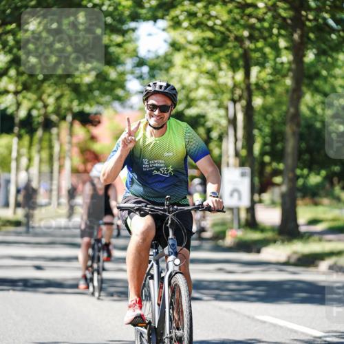 09.08.2026 - GEWOBA Citytriathlon Bremen Michael Burmester http://msf.ph/oto/9942286 09.08.2026 14:26:11 Radfahren 366, 392, 406, 459, 474, 476, 506 meine-sportfotos.de