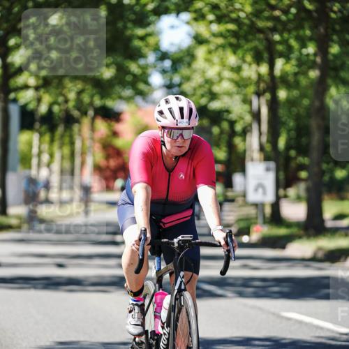 09.08.2026 - GEWOBA Citytriathlon Bremen Michael Burmester http://msf.ph/oto/9942310 09.08.2026 14:26:27 Radfahren 16, 29, 32, 51, 176, 408, 497 meine-sportfotos.de