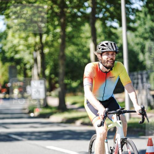 09.08.2026 - GEWOBA Citytriathlon Bremen Michael Burmester http://msf.ph/oto/9942321 09.08.2026 14:26:36 Radfahren 15, 16, 29, 32, 178, 408, 497 meine-sportfotos.de