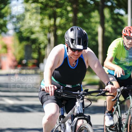 09.08.2026 - GEWOBA Citytriathlon Bremen Michael Burmester http://msf.ph/oto/9942331 09.08.2026 14:26:50 Radfahren 15, 170, 475, 484, 504 meine-sportfotos.de