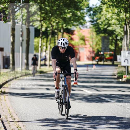 09.08.2026 - GEWOBA Citytriathlon Bremen Michael Burmester http://msf.ph/oto/9942333 09.08.2026 14:26:52 Radfahren 170, 475, 484, 504 meine-sportfotos.de