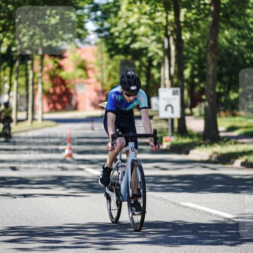 09.08.2026 - GEWOBA Citytriathlon Bremen Michael Burmester http://msf.ph/oto/9942347 09.08.2026 14:27:08 Radfahren 1, 59, 156, 427, 447, 461 meine-sportfotos.de