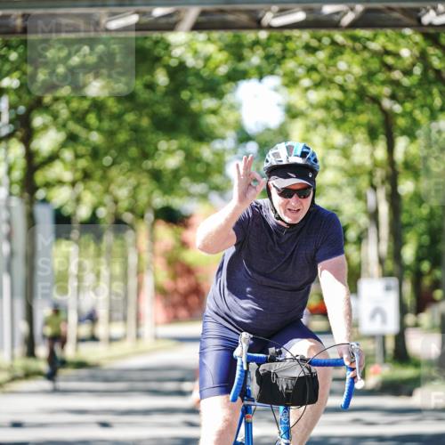 09.08.2026 - GEWOBA Citytriathlon Bremen Michael Burmester http://msf.ph/oto/9942352 09.08.2026 14:27:09 Radfahren 1, 59, 156, 427, 447, 461 meine-sportfotos.de